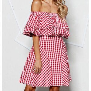 Elegant Red Gingham Strapless Dress